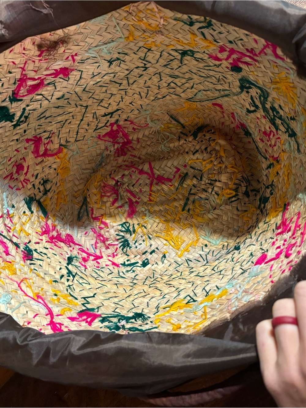 New with tags, The Winding Road Handwoven Embroidered Moroccan Basket - Picture 5 of 8